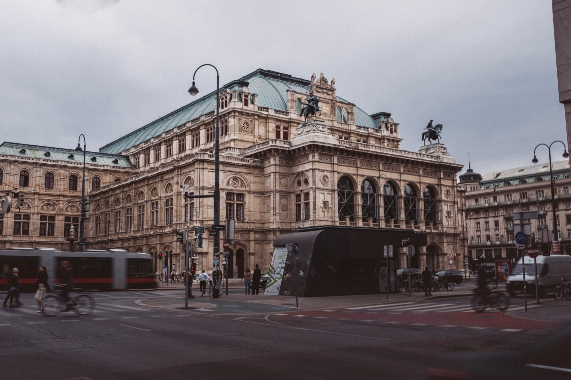 Vienna state Opera seen from the boulevard